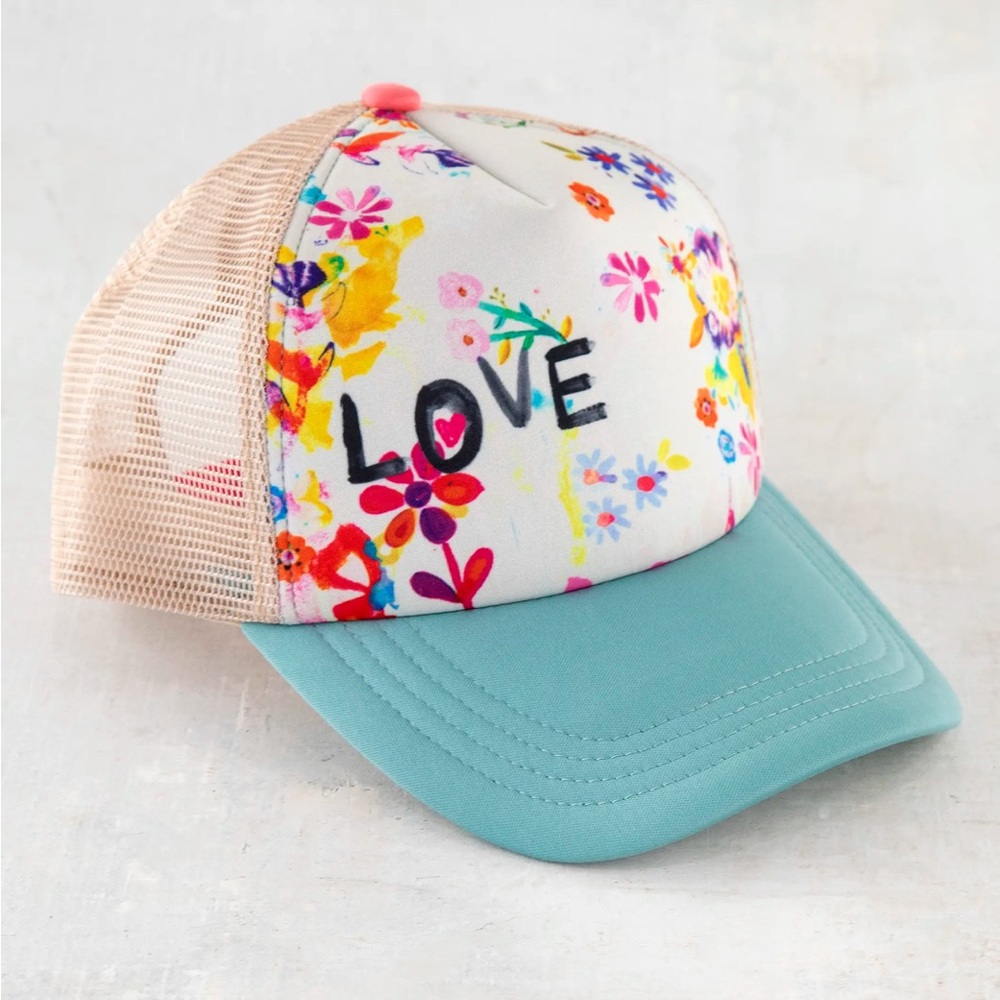 Natural Life Trucker Hat Love NWT OS MSRP $22